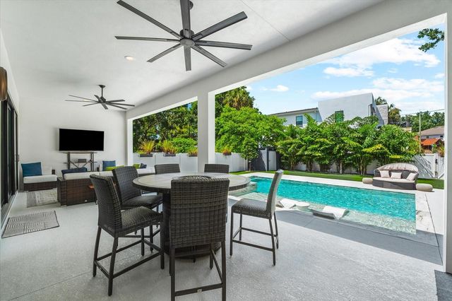 2707 RIDGEWOOD AVENUE, Tampa, FL 33602