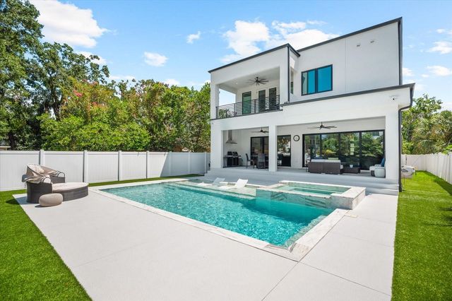 2707 RIDGEWOOD AVENUE, Tampa, FL 33602