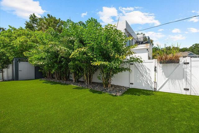 2707 RIDGEWOOD AVENUE, Tampa, FL 33602