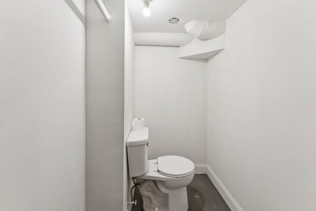 5222 W BERTEAU Avenue, Chicago, IL 60641