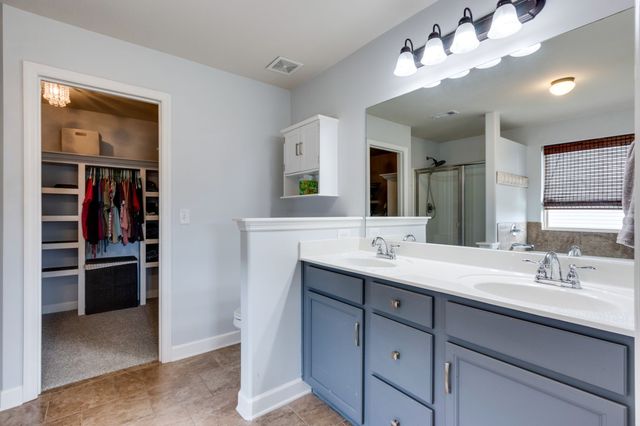4000 Lexie Ln, Spring Hill, TN 37174