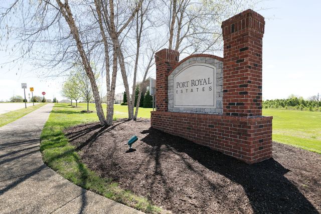 4000 Lexie Ln, Spring Hill, TN 37174