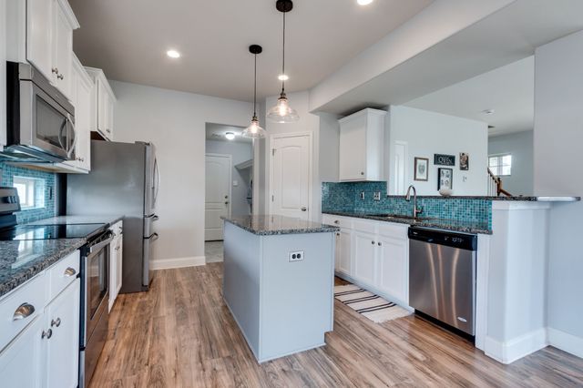 4000 Lexie Ln, Spring Hill, TN 37174