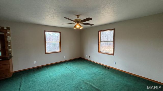 175 Hodge Drive, Doniphan, MO 63935