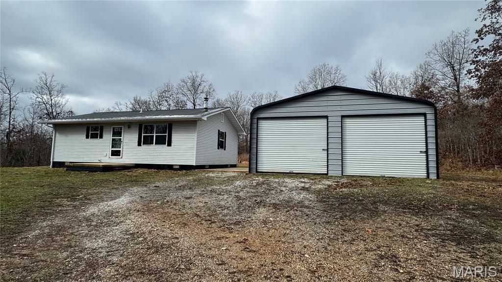 175 Hodge Drive, Doniphan, MO 63935