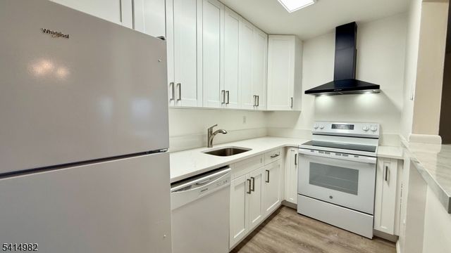 20 Delar Pky, Franklin Twp., NJ 08823