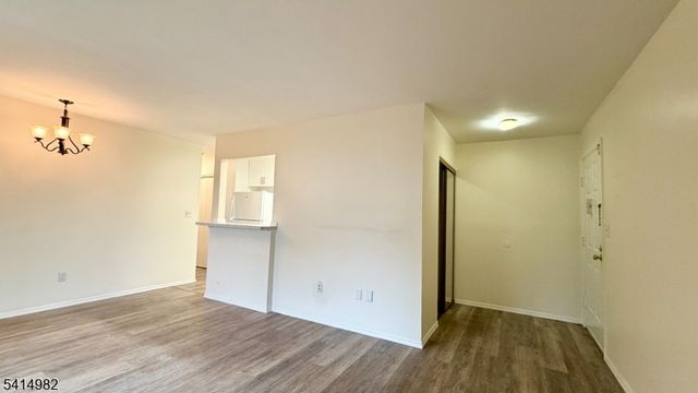 20 Delar Pky, Franklin Twp., NJ 08823