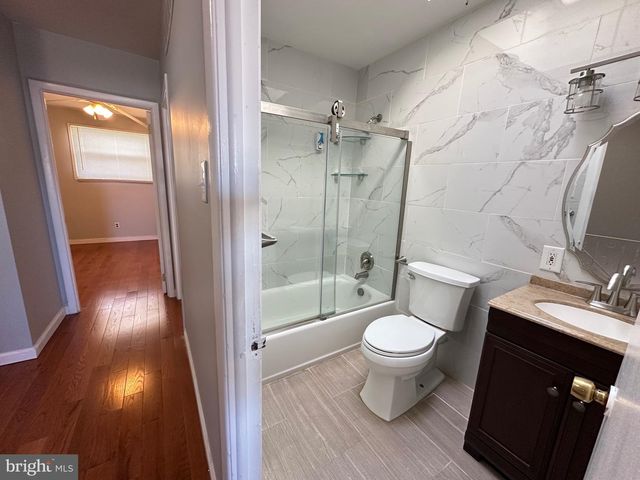 3360 KAYFORD CIR, Philadelphia, PA 19114