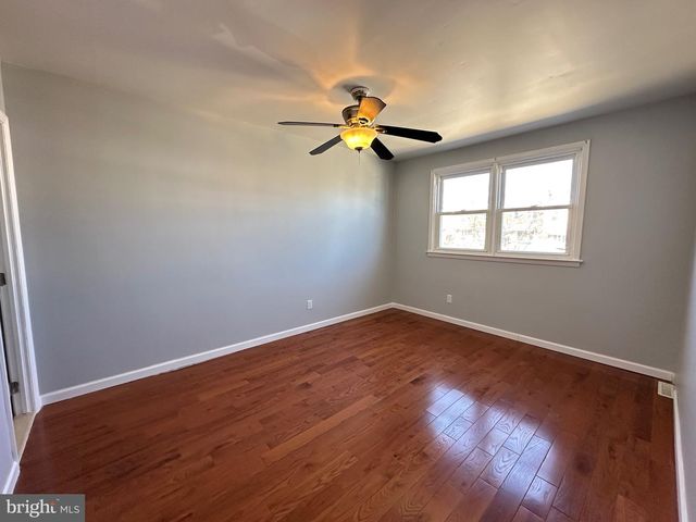 3360 KAYFORD CIR, Philadelphia, PA 19114