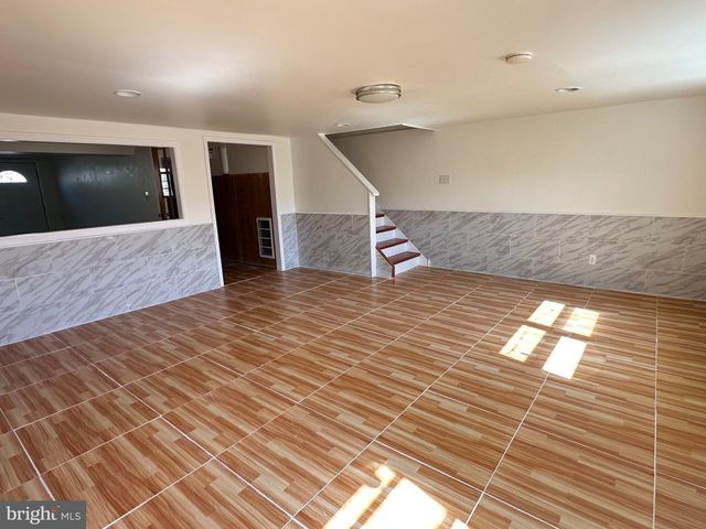 3360 KAYFORD CIR, Philadelphia, PA 19114