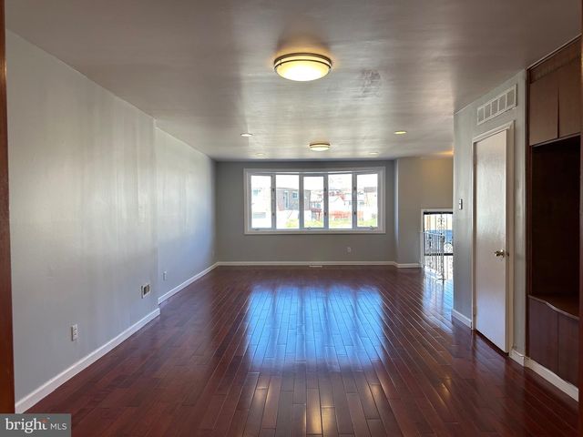 3360 KAYFORD CIR, Philadelphia, PA 19114