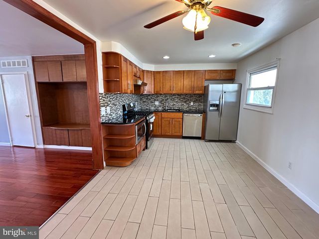 3360 KAYFORD CIR, Philadelphia, PA 19114