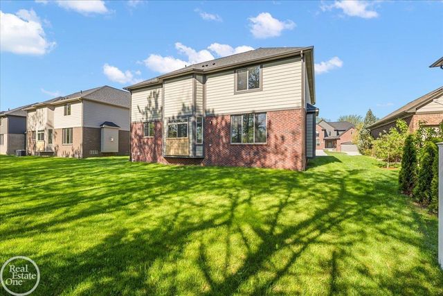 50632 Summit View Drive, Macomb Twp, MI 48044