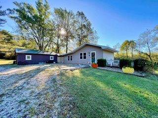 2986 State Rd 60 E, Mitchell, IN 47446