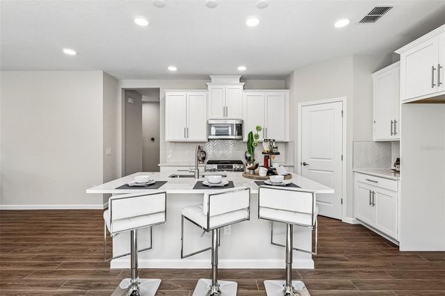 5297 HIGH LINE DRIVE, St Cloud, FL 34771
