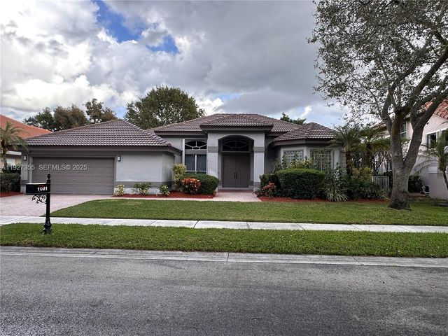 1081 SW 156th Ave, Pembroke Pines, FL 33027