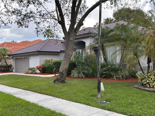 1081 SW 156th Ave, Pembroke Pines, FL 33027