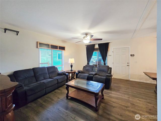 10302 Lakeview Avenue SW #50, Lakewood, WA 98499