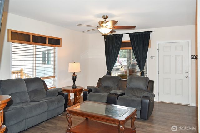 10302 Lakeview Avenue SW #50, Lakewood, WA 98499
