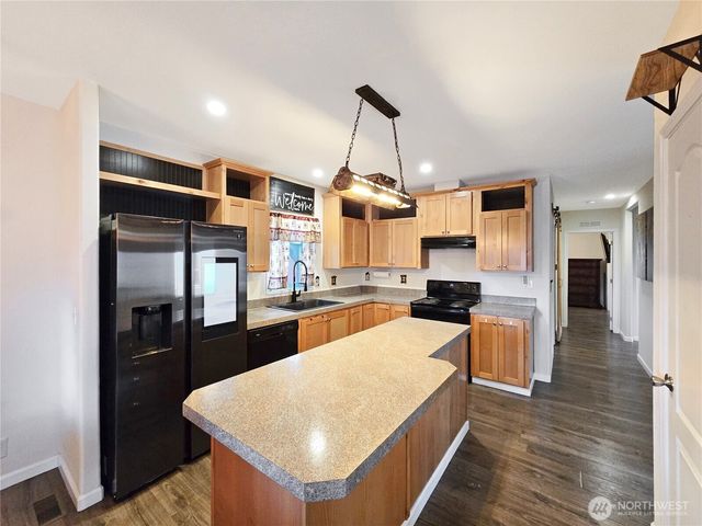 10302 Lakeview Avenue SW #50, Lakewood, WA 98499