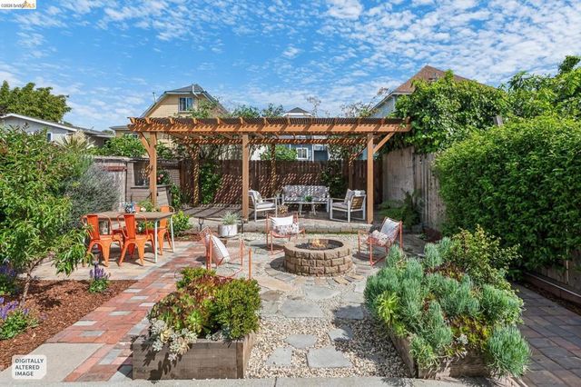 2010 Filbert, Oakland, CA 94607