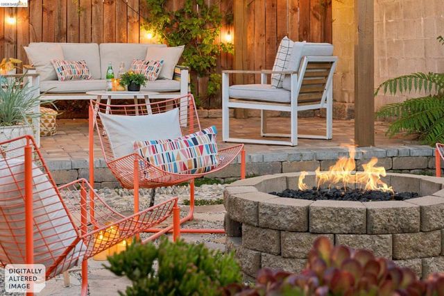 2010 Filbert, Oakland, CA 94607