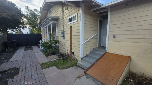 1767 N Arrowhead, San Bernardino, CA 92405