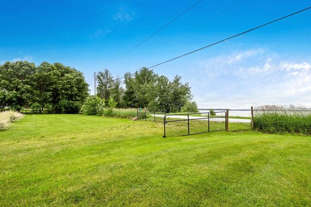 2657 West Shore Road, Alburgh, VT 05440