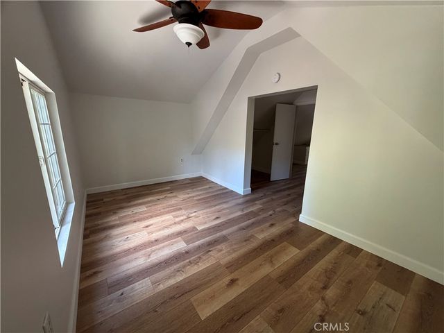 320 Sky View Lane, Crestline, CA 92325