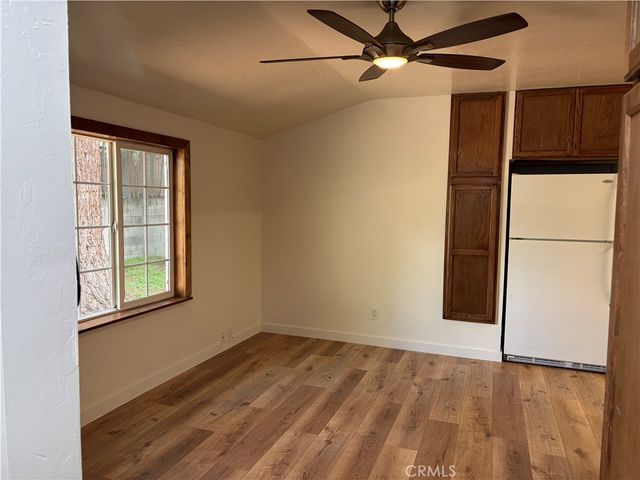 320 Sky View Lane, Crestline, CA 92325
