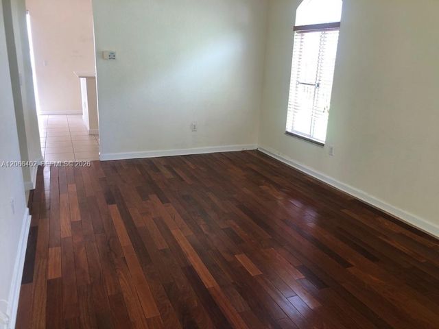5598 NW 113th Avenue -, Doral, FL 33178