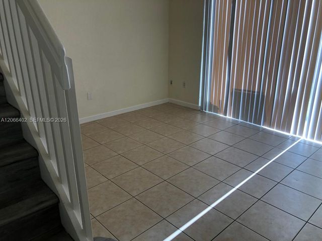5598 NW 113th Avenue -, Doral, FL 33178