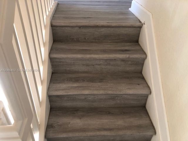 5598 NW 113th Avenue -, Doral, FL 33178