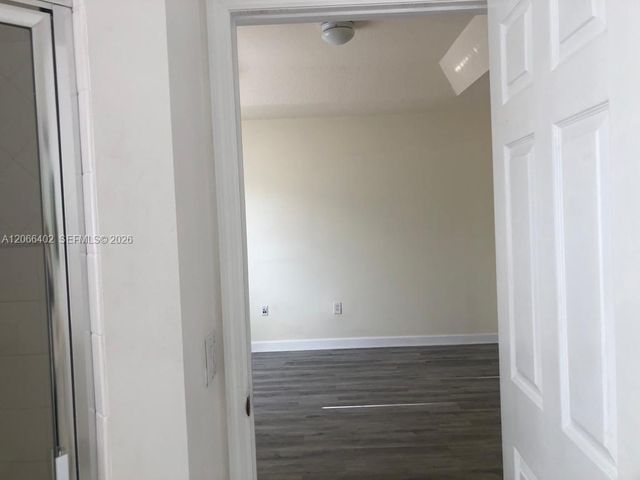 5598 NW 113th Avenue -, Doral, FL 33178
