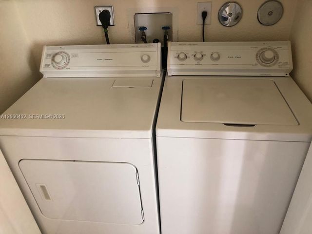5598 NW 113th Avenue -, Doral, FL 33178