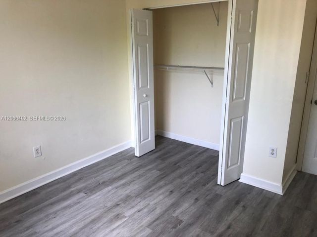 5598 NW 113th Avenue -, Doral, FL 33178