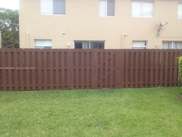 5598 NW 113th Avenue -, Doral, FL 33178