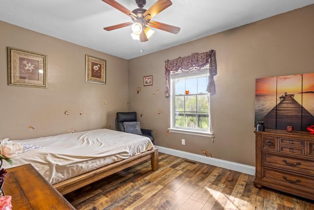 10389 Summer City Rd, Spring City, TN 37381