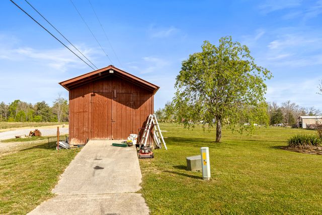 10389 Summer City Rd, Spring City, TN 37381