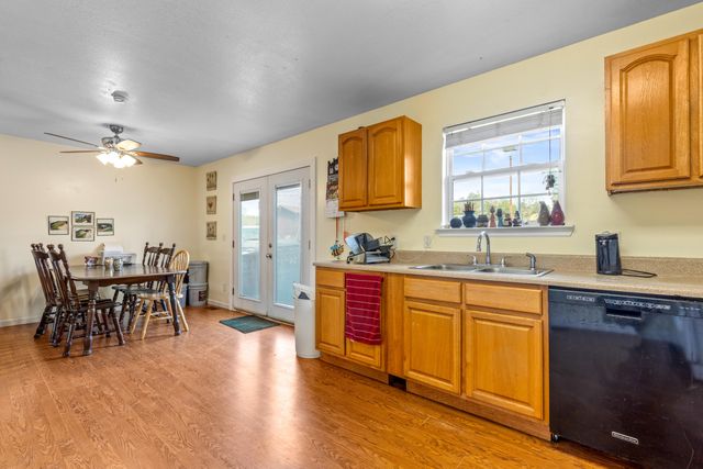 10389 Summer City Rd, Spring City, TN 37381