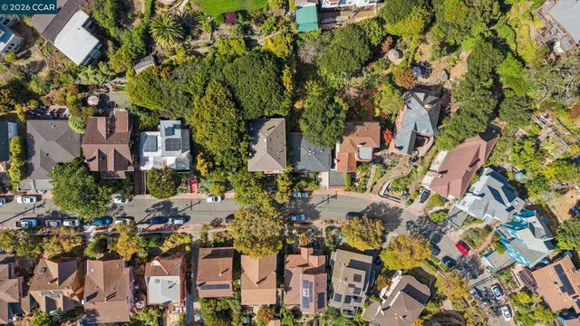931 Shattuck Ave, Berkeley, CA 94707