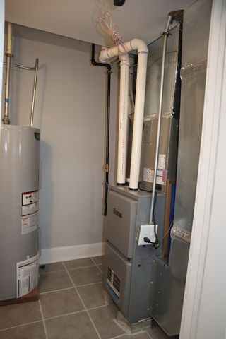 210 W 16th Place, Chicago Heights, IL 60411