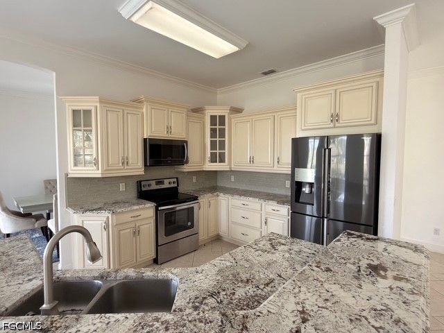 5548 Beauty ST, Lehigh Acres, FL 33971