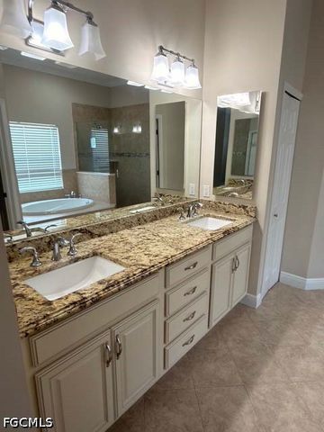 5548 Beauty ST, Lehigh Acres, FL 33971