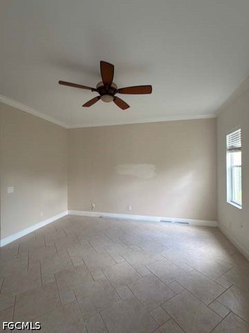 5548 Beauty ST, Lehigh Acres, FL 33971