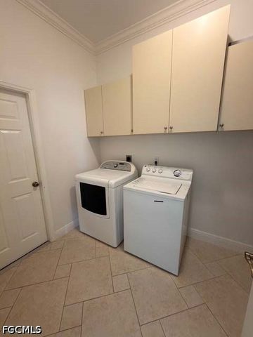 5548 Beauty ST, Lehigh Acres, FL 33971