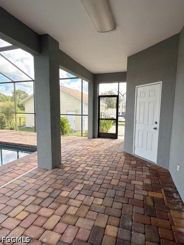 5548 Beauty ST, Lehigh Acres, FL 33971