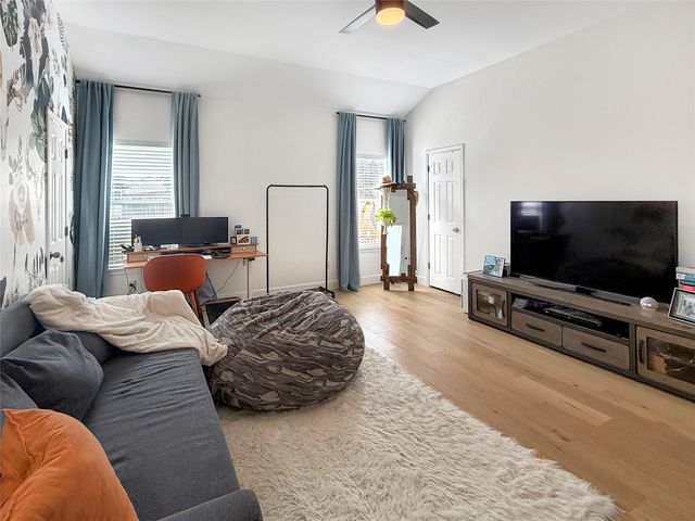 803 Meadow Bluff CT, Round Rock, TX 78665