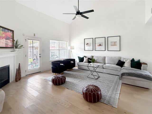 803 Meadow Bluff CT, Round Rock, TX 78665