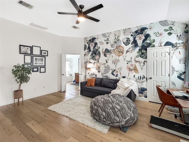 803 Meadow Bluff CT, Round Rock, TX 78665